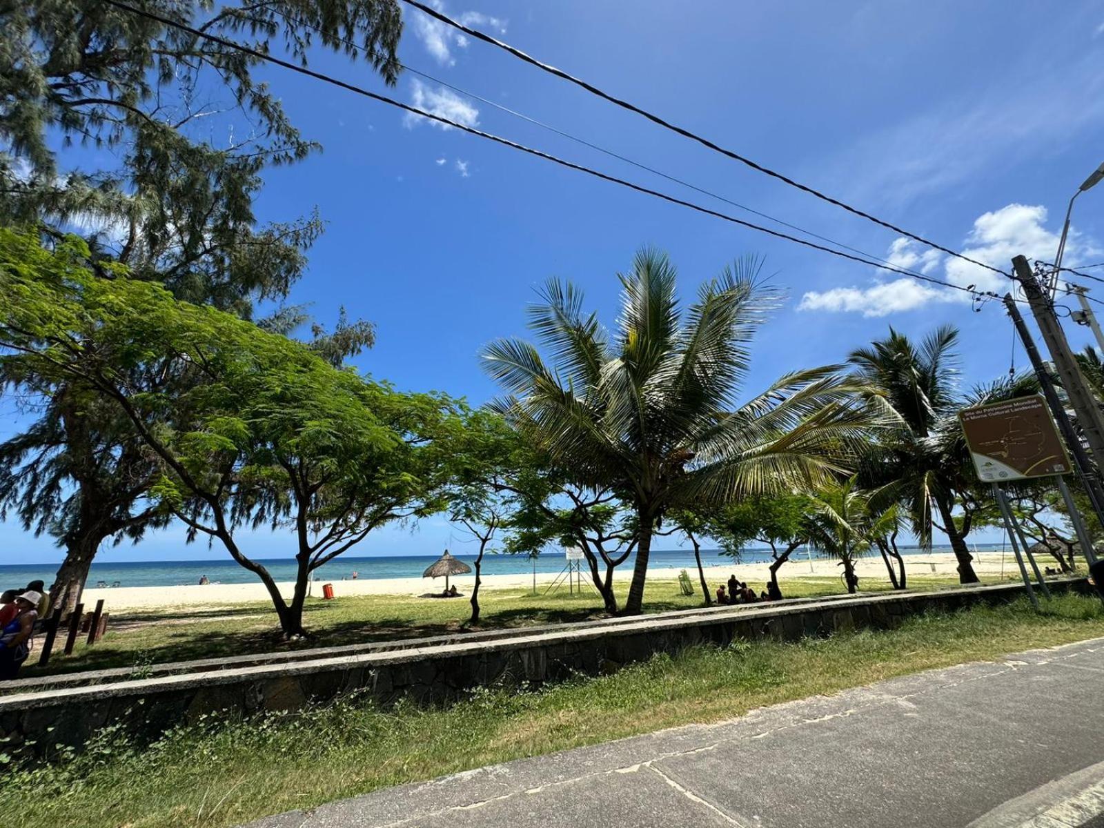 Coral Paradise Beach Villa E-05 Flic en Flac Экстерьер фото